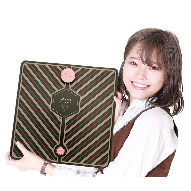 【VONMIE／ボミー】 EMS スタイルマット 新体験美脚マット USB充電式 リモコン付き VON001