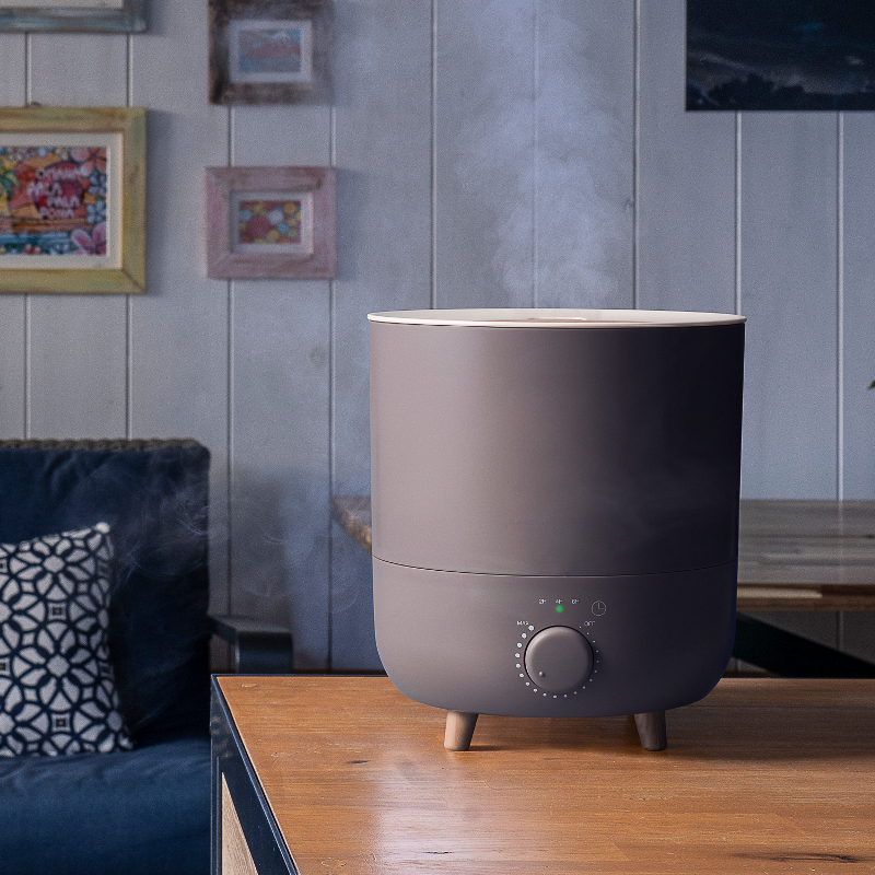 【Three-up/スリーアップ】 超音波 アロマ 加湿器 フォグミスト タンク容量2.0L 適応床面積6畳 オフタイマー機能搭載 抗菌カートリッジ アロマパッド付き ショコラ HF-T2152