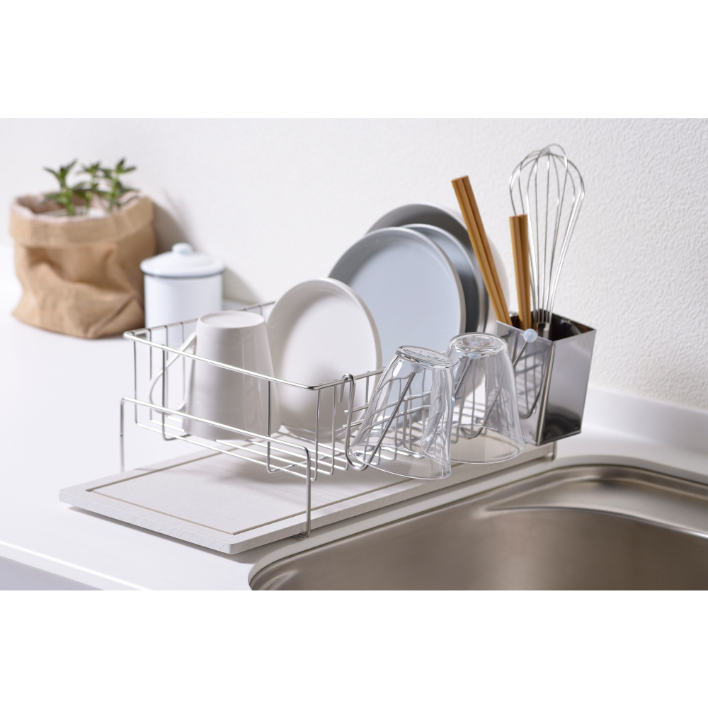 山崎実業 水切りラック マグネットボトルホルダー&トレー プレート 1659 ボトルスタンド グラススタンド 水切りトレー 水切りかご 狭い キッチン  おしゃれ コンパクト スリム 壁付け Plate マグネット収納 キッチン収納 浮かせる収納 | セレクトショップ・AQUA（アクア） カトラリー水切り セラミックキッチン用品ホルダー、中国のヴィンテージキッチン用品ホルダー、ドリップトレイ付きカトラリー水切り、シンク