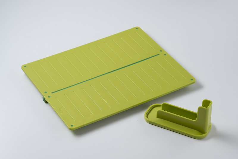折り畳める 抗菌まな板 収納スタンド付き 食洗機対応 デュオパッド DuoPad グリーン EK8620 EKO イーケーオー