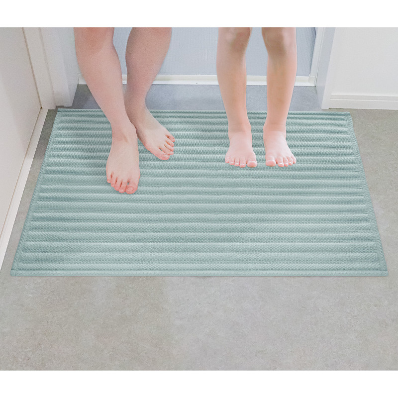 ハートマークショップ】驚きの吸水力！ 吸水速乾バスマット 60×90cm