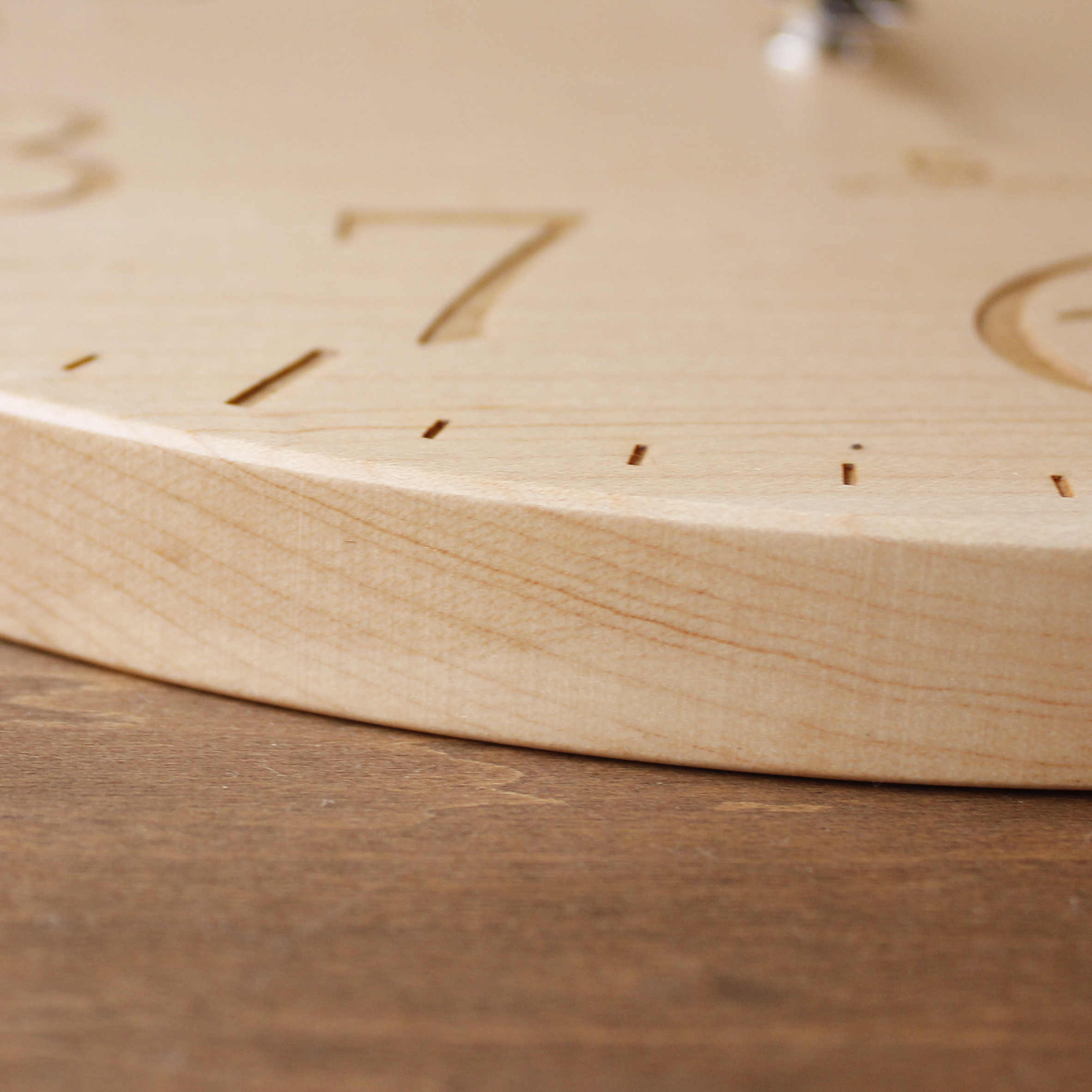 ヤマト工芸 MUKU 円 (掛け時計) YK15-102 チェリー(未使用の新古品) ハートマークショップ】【ヤマト工芸】 【日本製】 掛け時計 MUKU 円