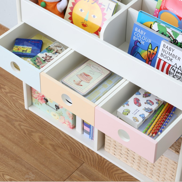 ハンドメイド　ハートのブックシェルフ　本棚 ハンドメイド ハートのブックシェルフ 本棚