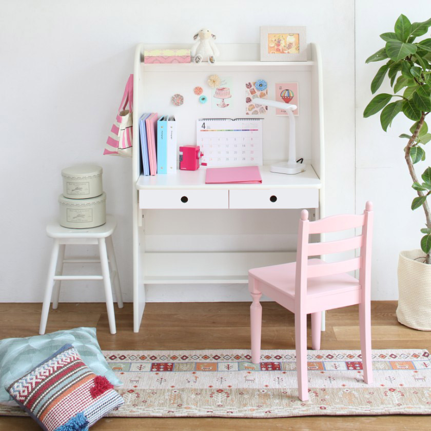 学習机 スチール製パイプ組白木学習机 – 高津装飾美術株式会社